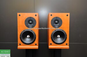 ProAc Response DB1 bookshelf speaker