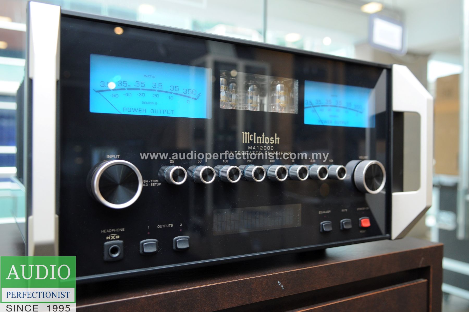 McIntosh MA12000 Integrated Amplifier